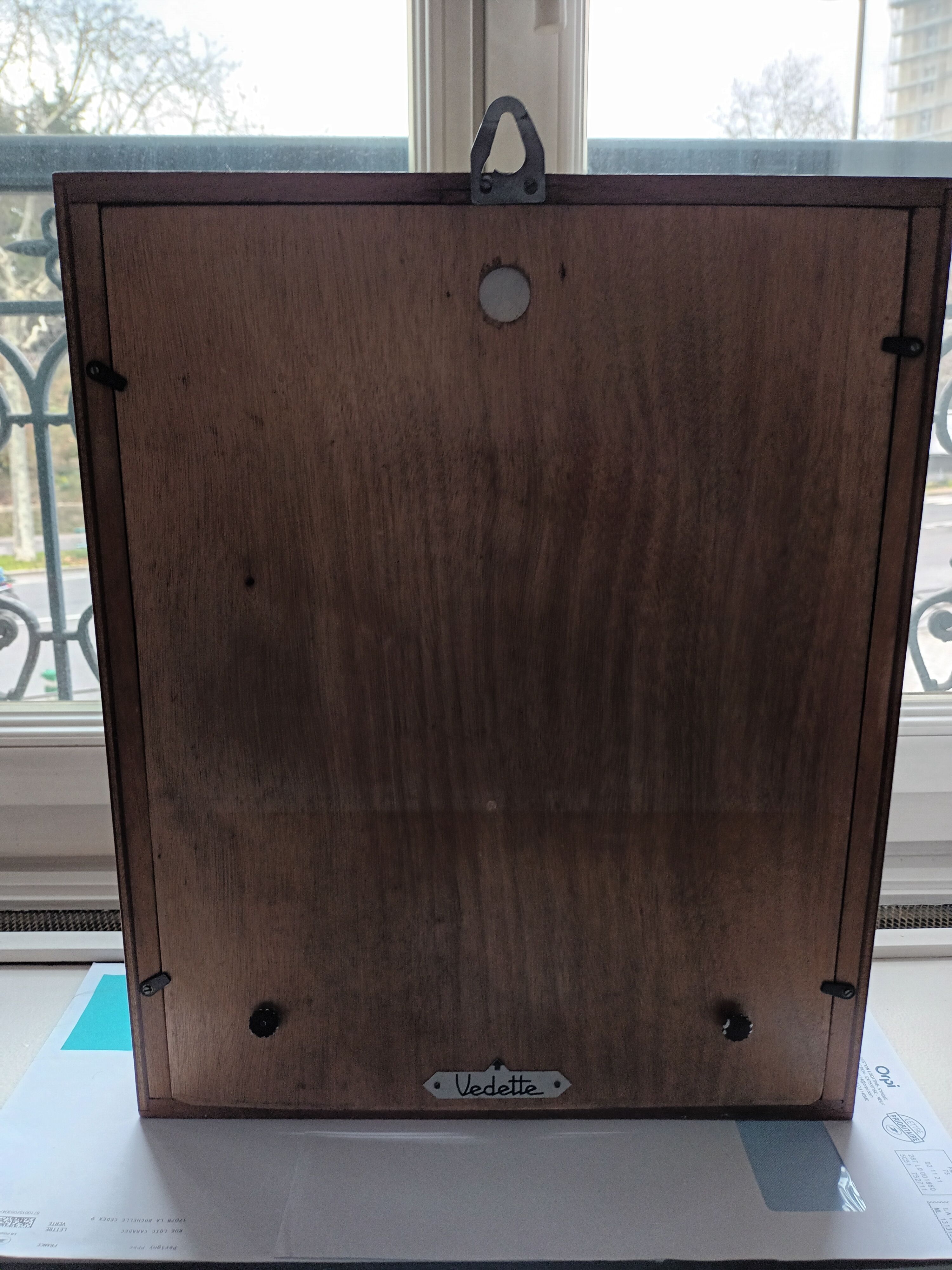 Carillon brand Vedette