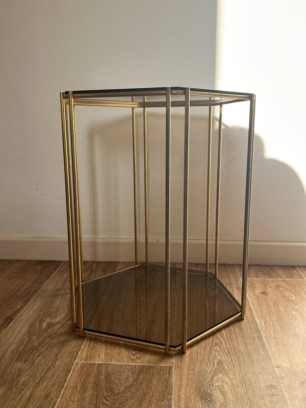 Console en laiton et verre fumé des années 70