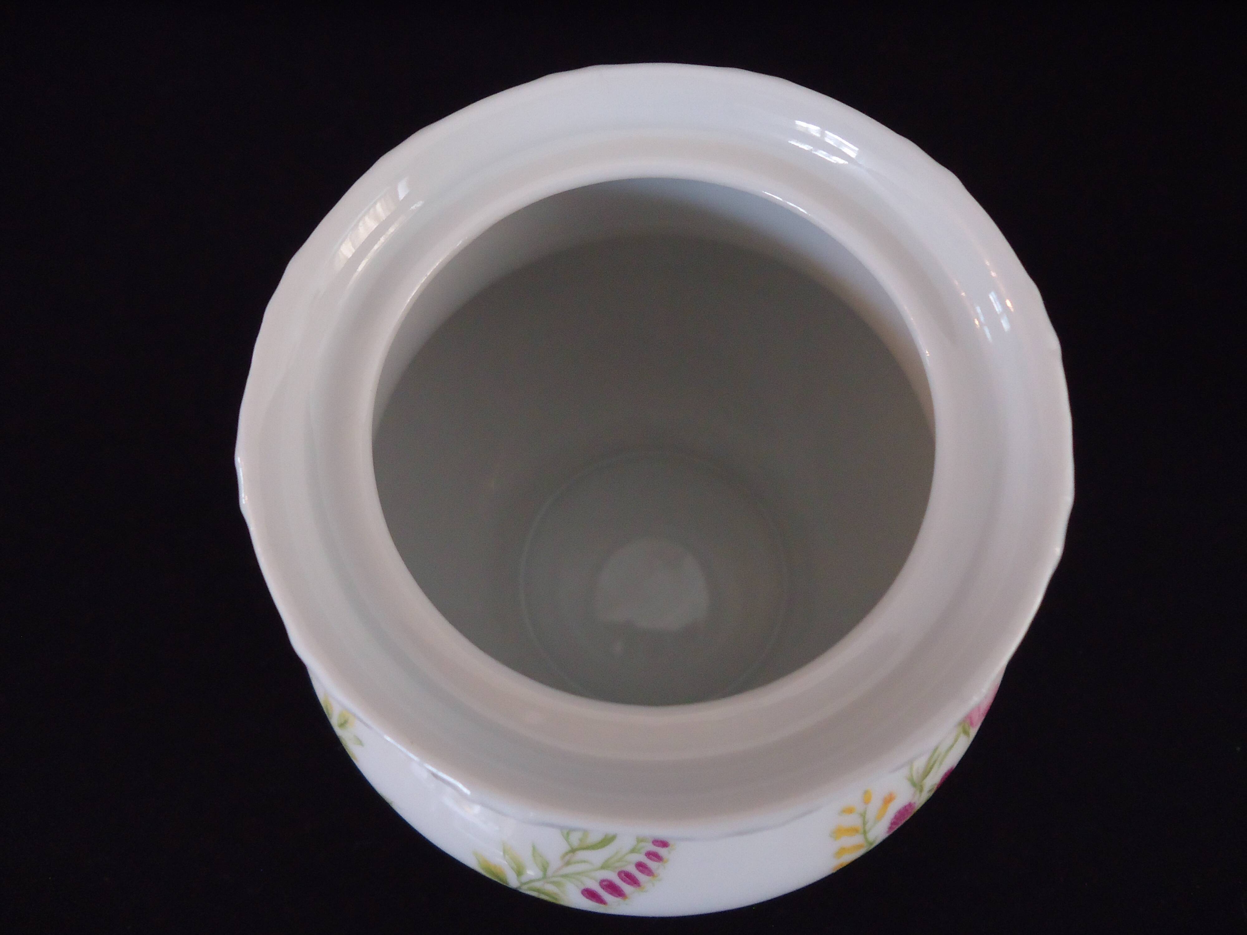 Limoges porcelain sugar bowl, Goumot Labesse
