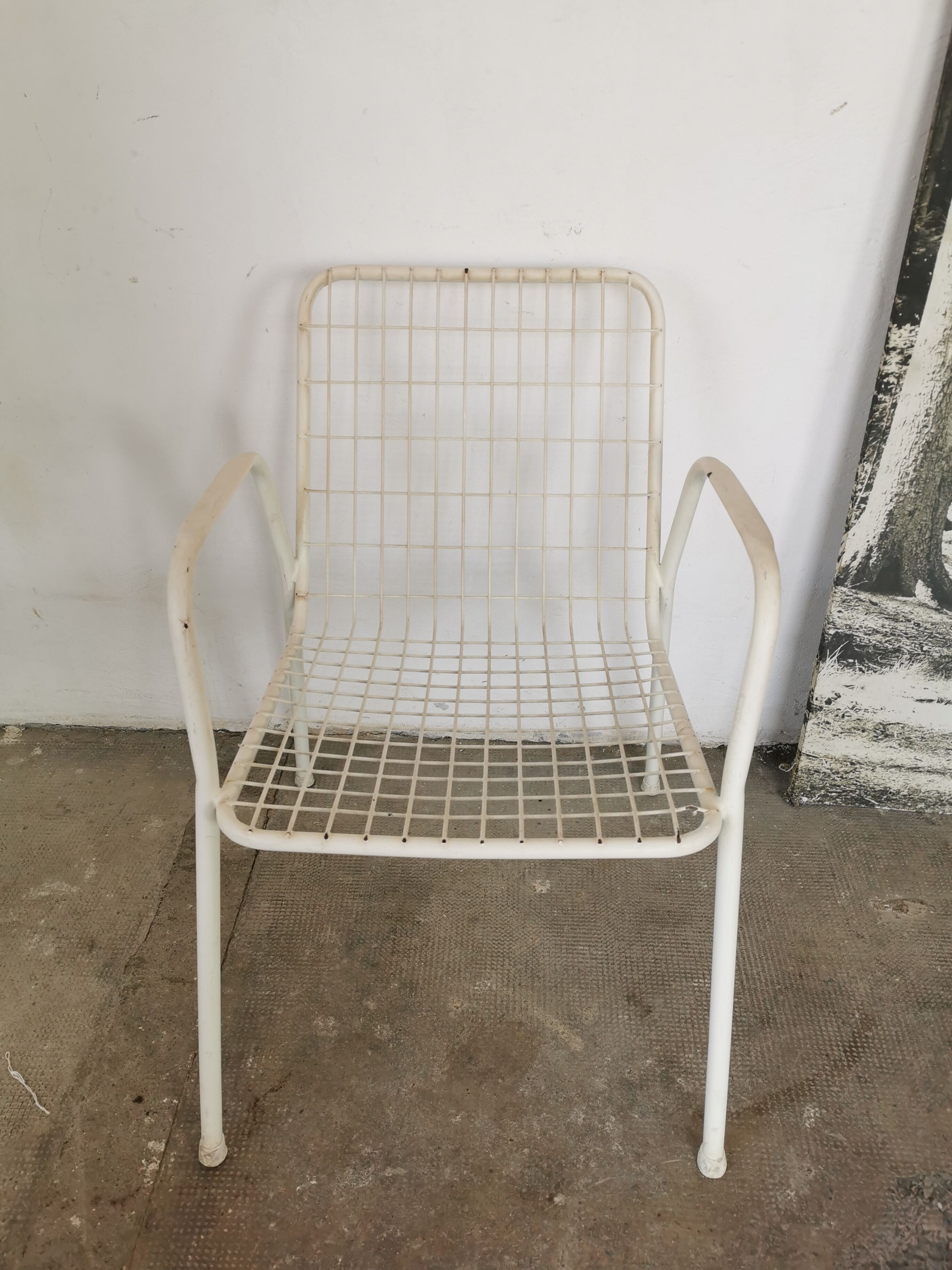 Emu chair, rio, in white metal mesh