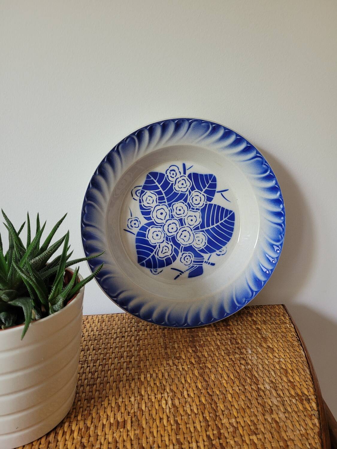 Large K&G Luneville deep dish