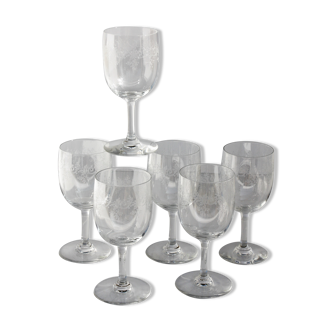 Série de 6 verres à eau en cristal de Baccarat modèle Sévigné