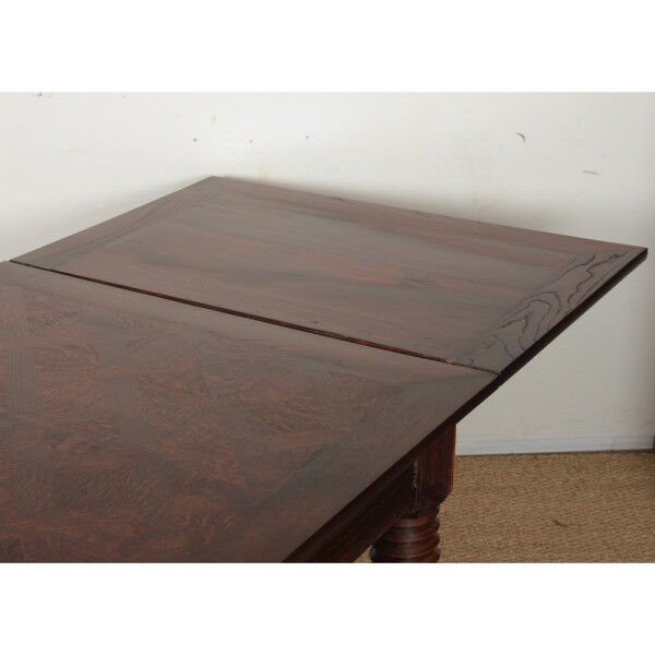 Extendable dining table, French craftsmanship from the 1940s.