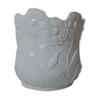 Cache pot en faience blanche fleurs vintage