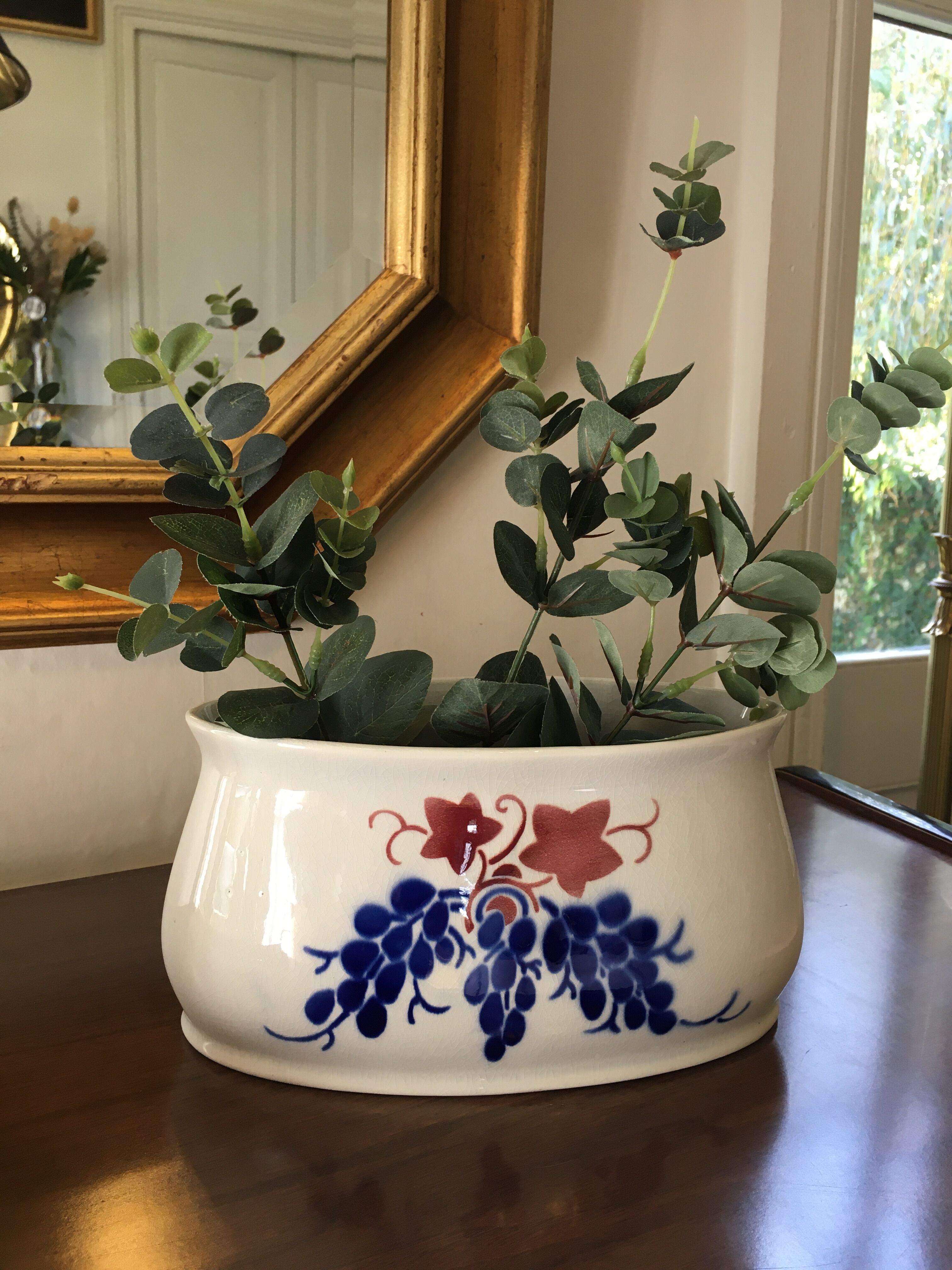 Gardener in Lunéville earthenware