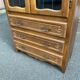 Vitrine Louis XV en bois signée Riskoff