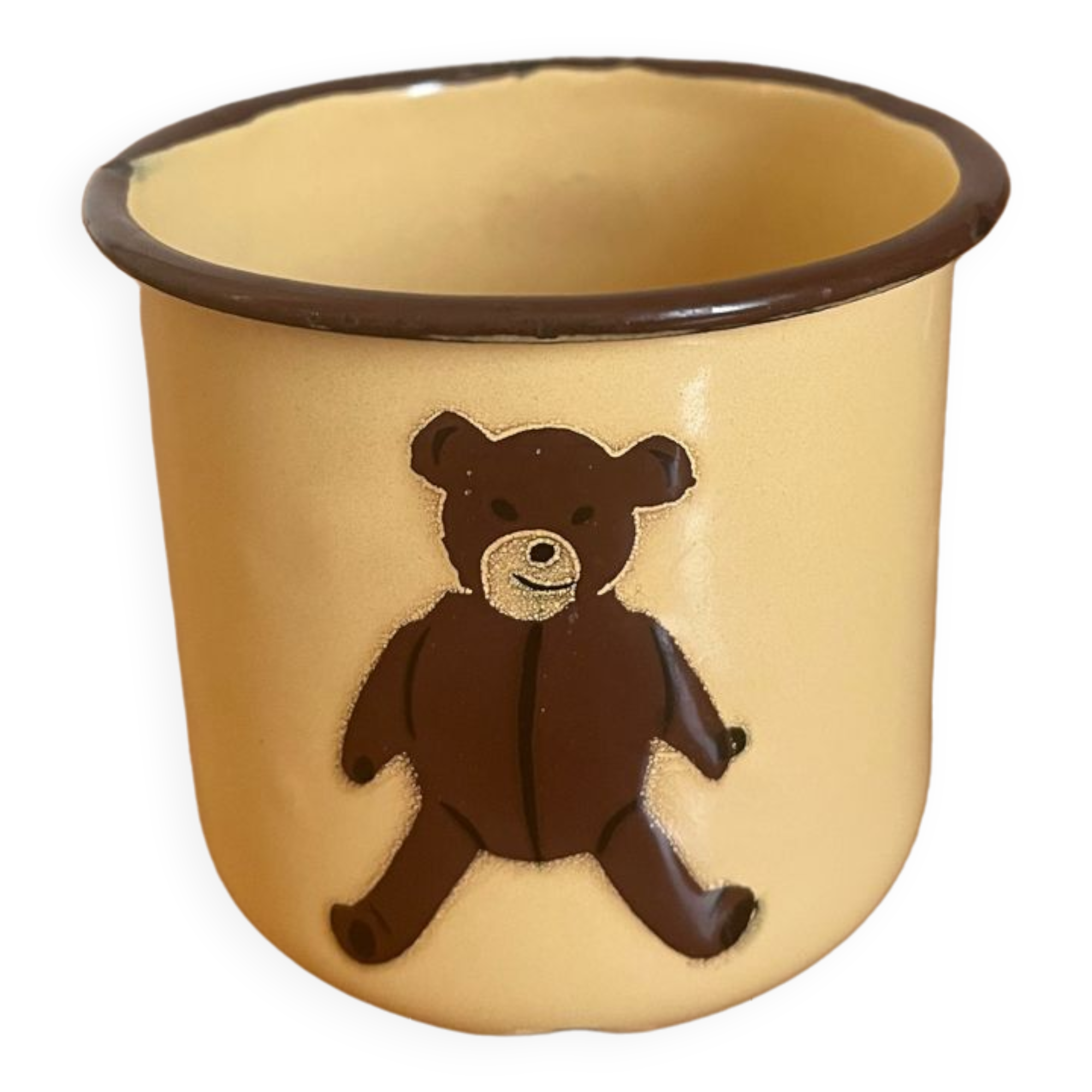 Mug cup in vintage enamelled sheet metal