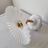 Wall lamp in opaline, brass and glass