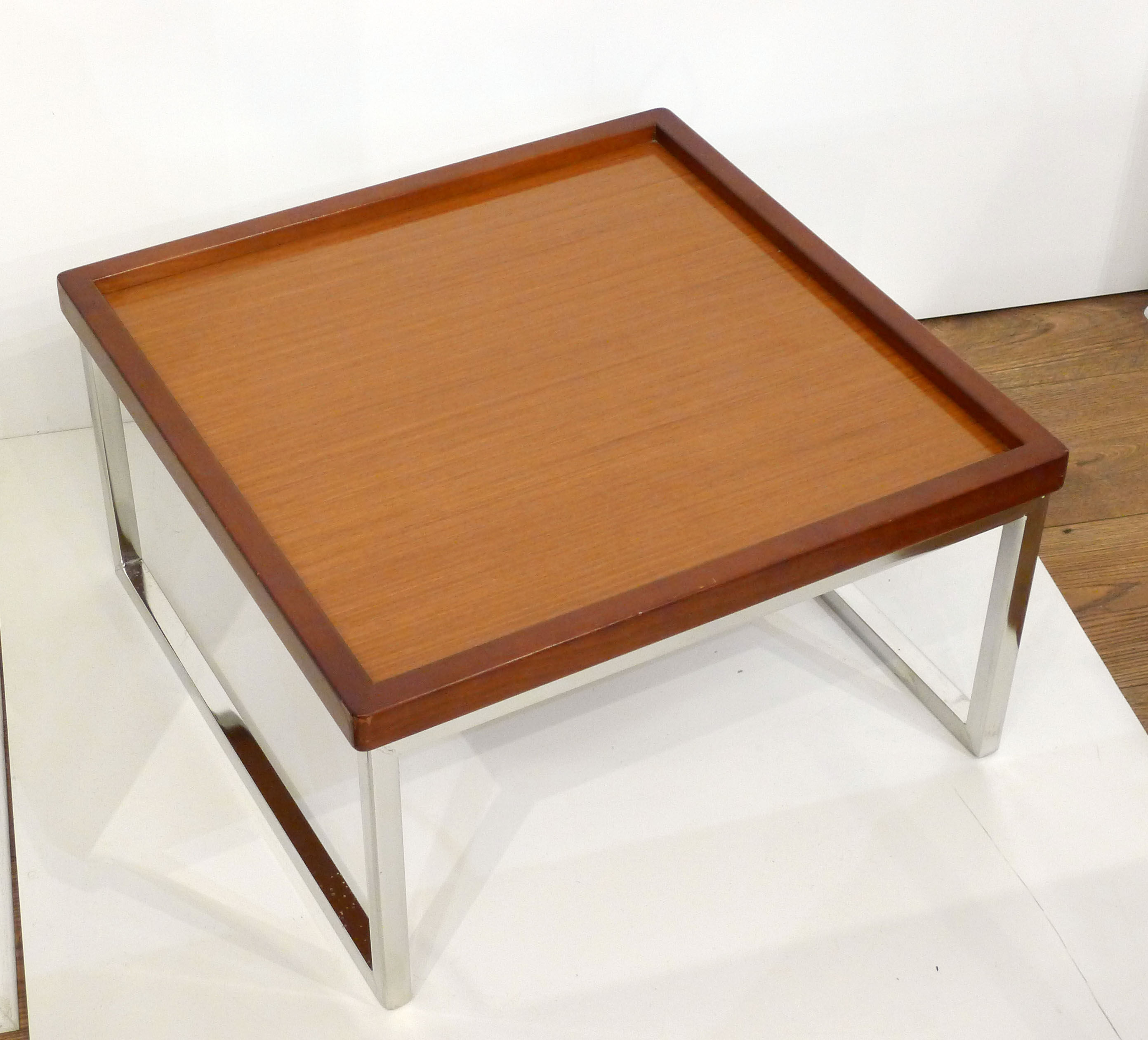 Table basse carrée bois & métal