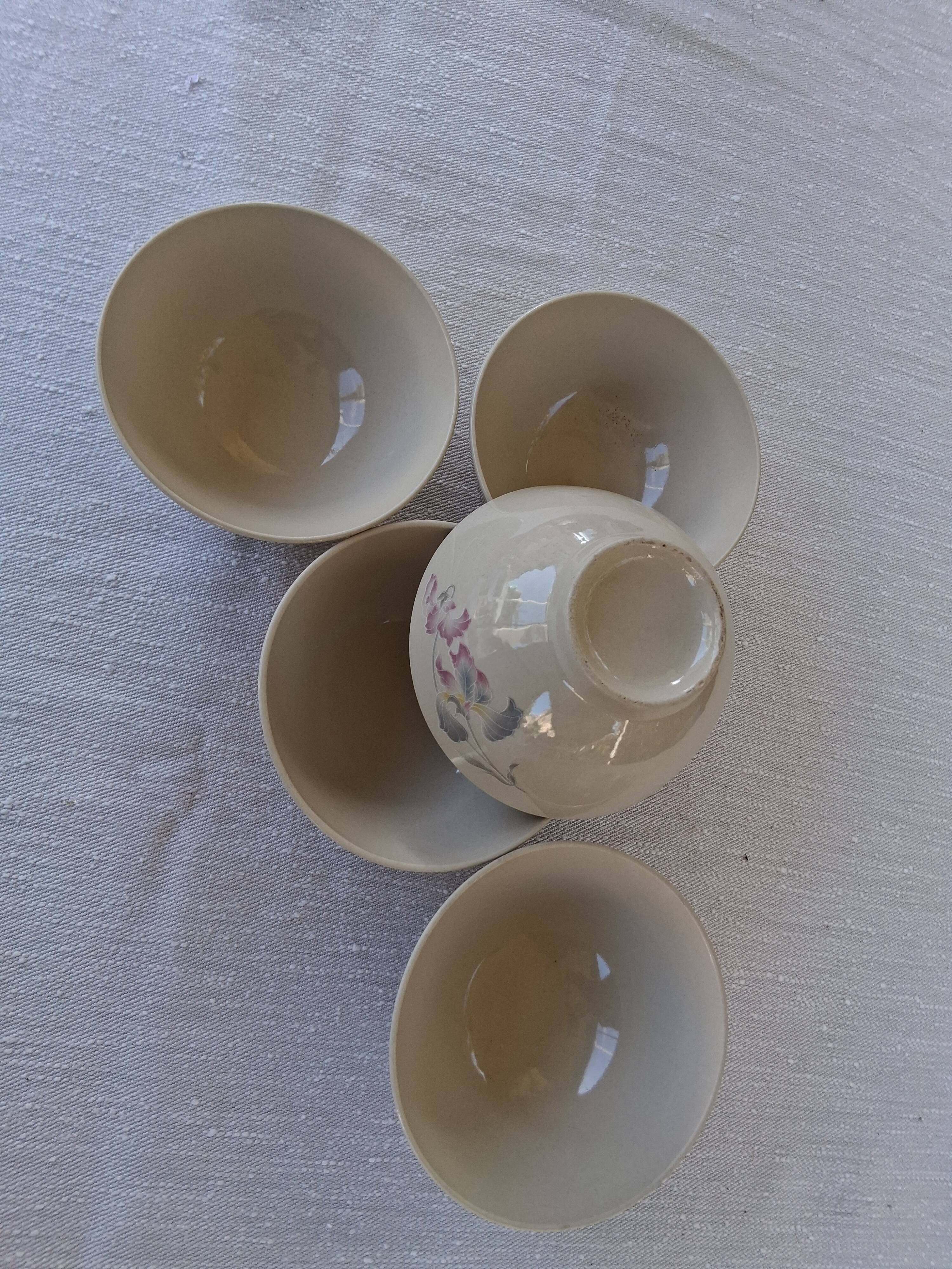 Lot de 5 bols ancien en très bon état