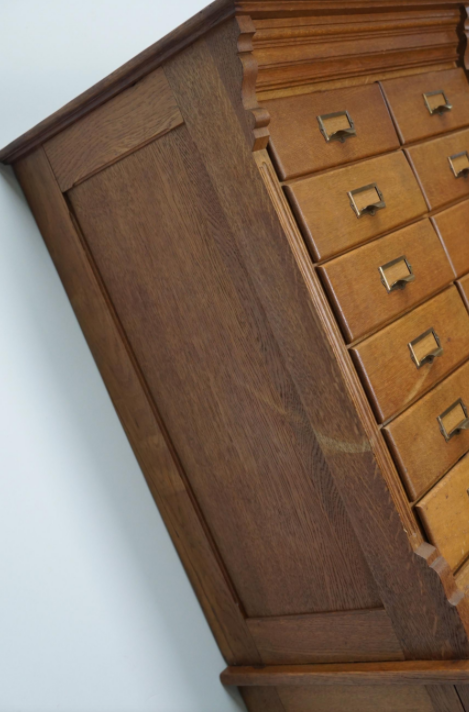 Apothecary or oak binder Netherlands 1930s