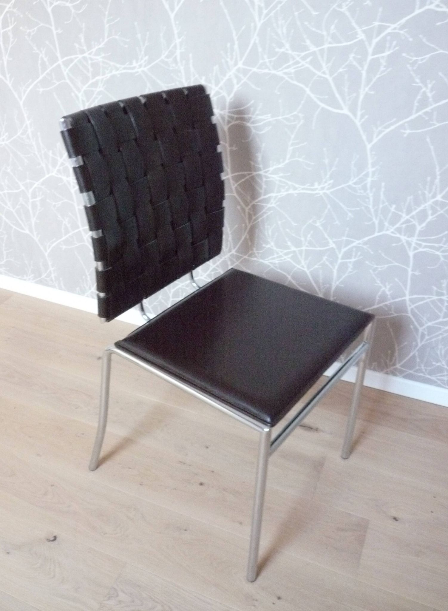 Chaise de salle à manger  cuir et chrome