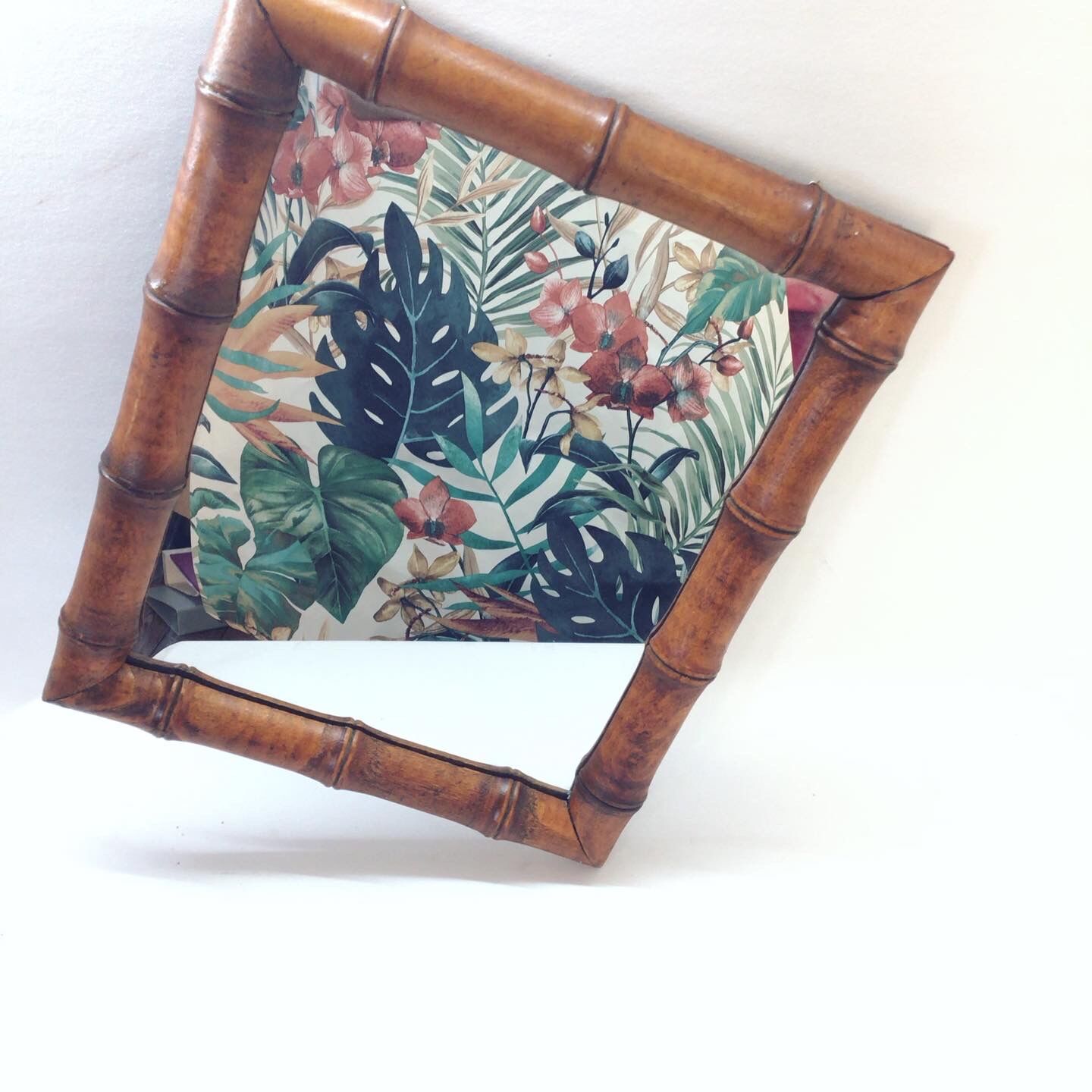 Bamboo mirror 30x24cm