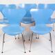 Lot de 5 chaises Seven modèle 3107 en bleu clair par Arne Jacobsen des années 1980
