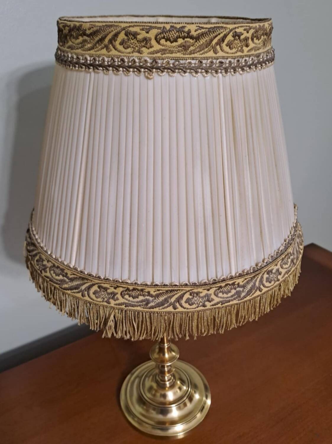 Pair of bedside lamps