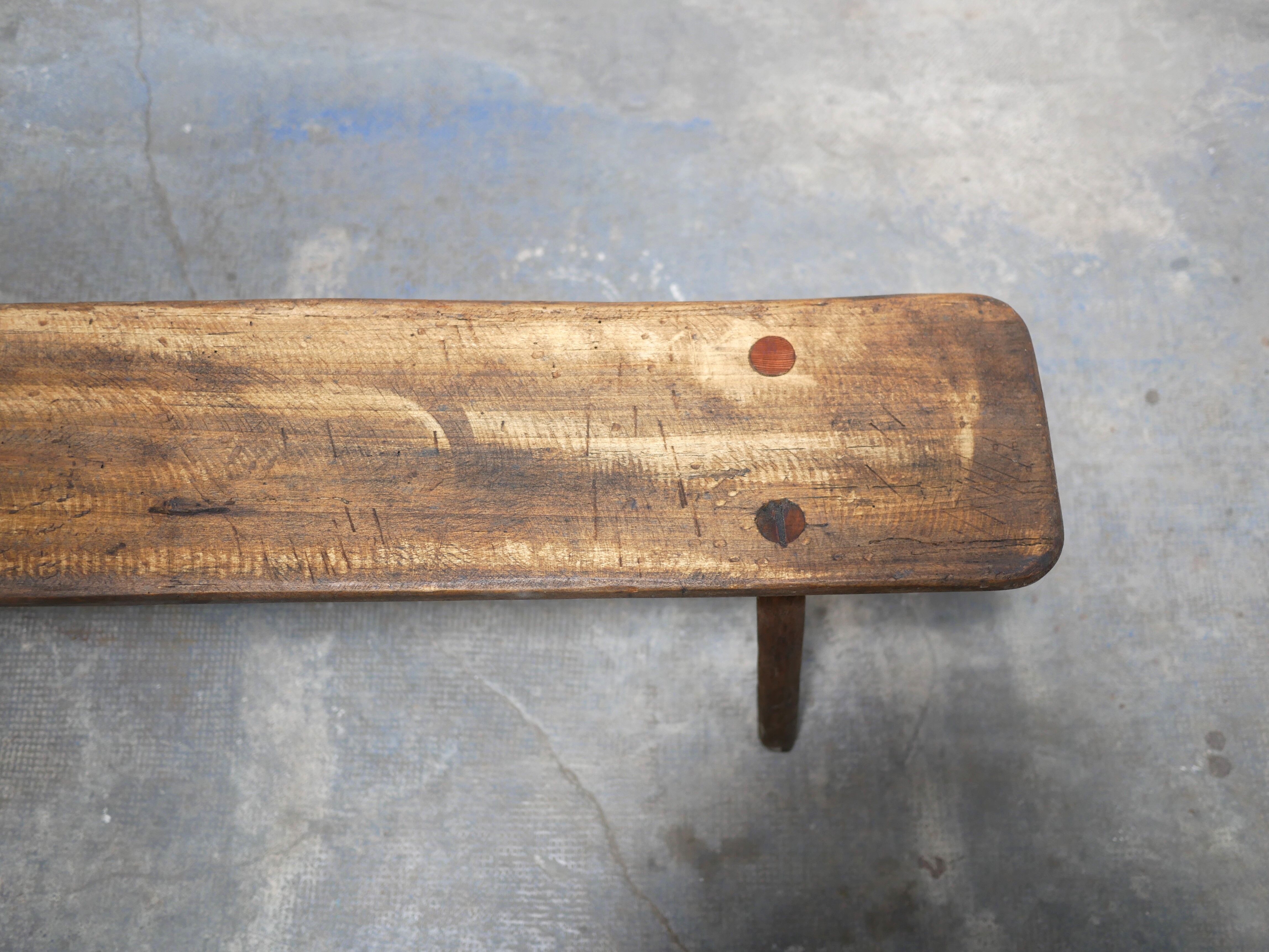 Banc artisanal en bois