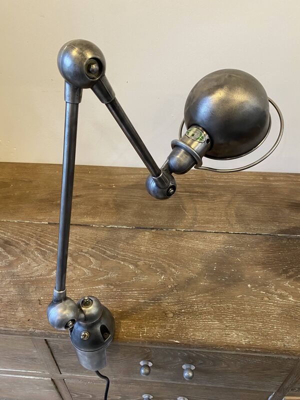 Lampe de bureau Jieldé jielde 2 bras de 40cm et 25cm avec base étau