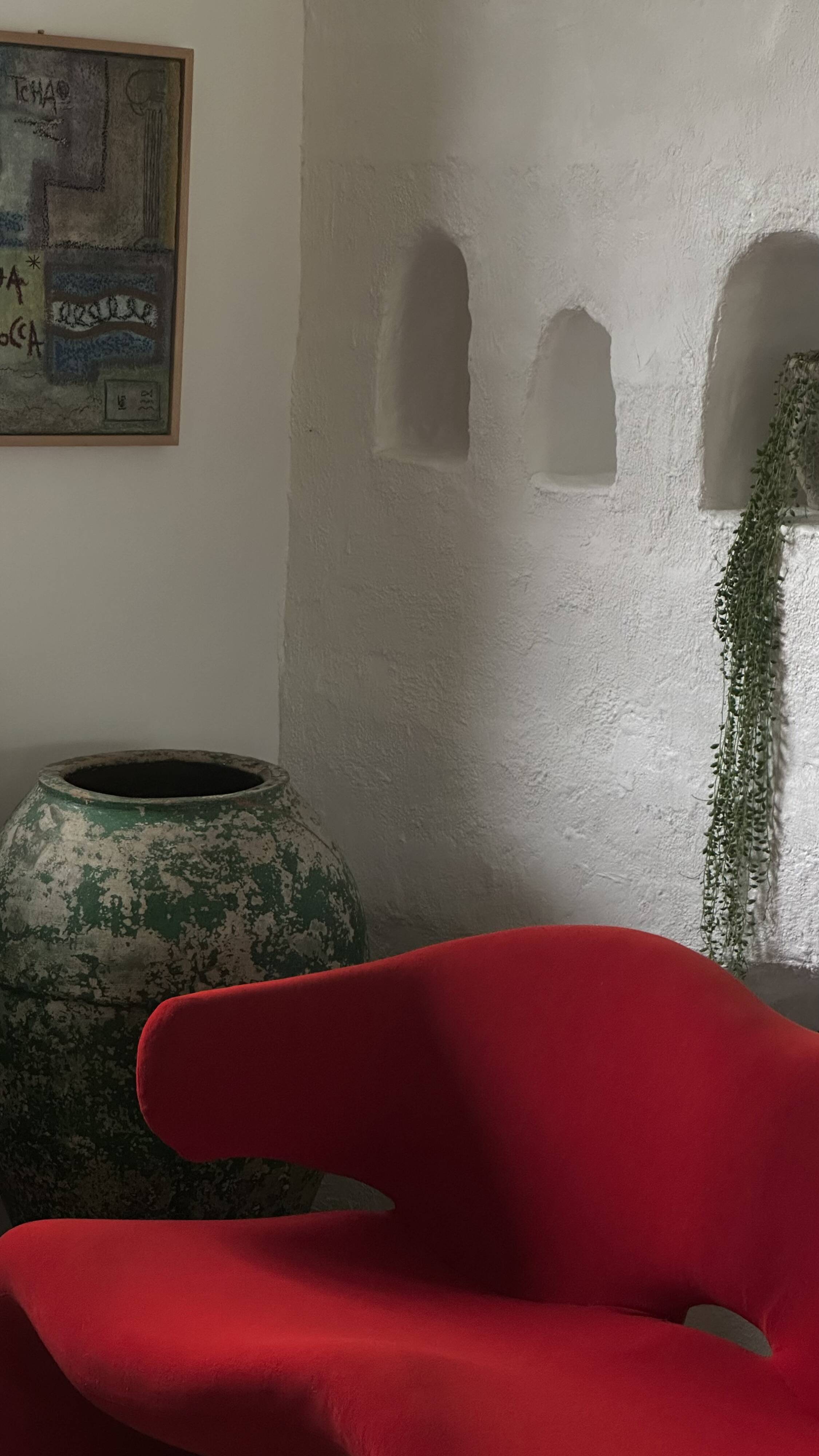 Djinn sofa designer Olivier Mourgue