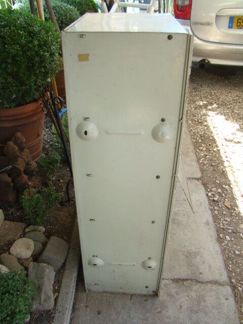 Old clamshell binder