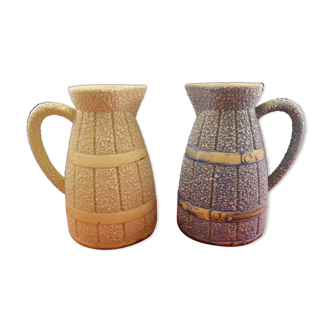 Pair of art deco pitcher in crisp ceramic