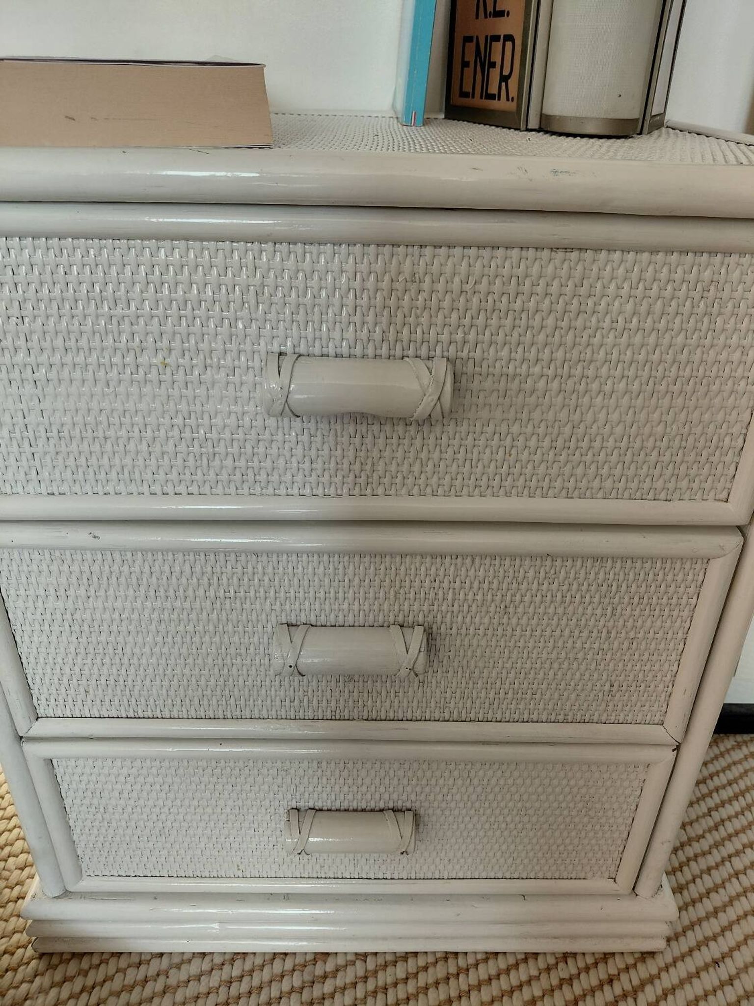 Vintage cane commode with 3 drawers - white patinated wood - seaside spirit