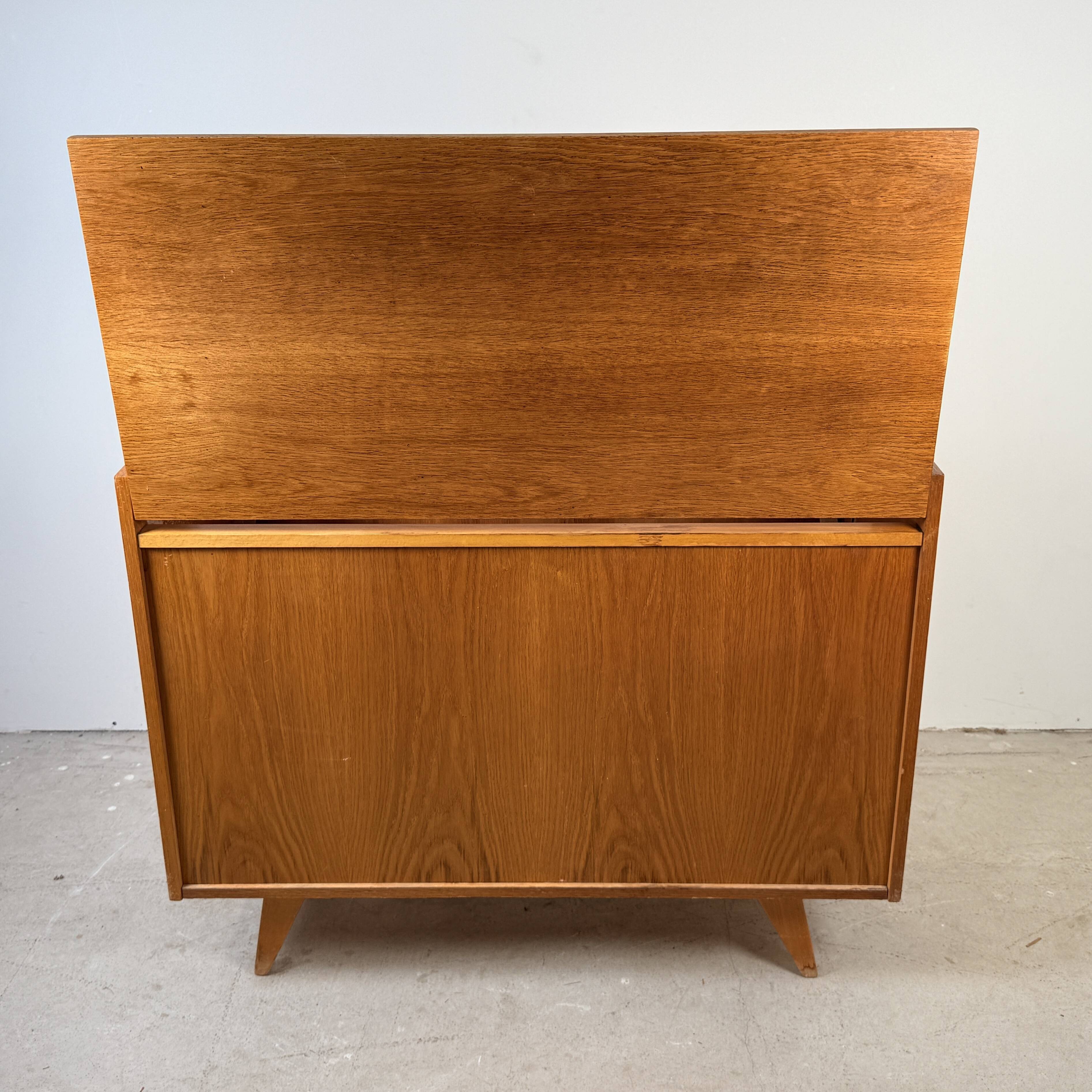 Vintage blanket chest/toy chest U-459, Jiří Jiroutek