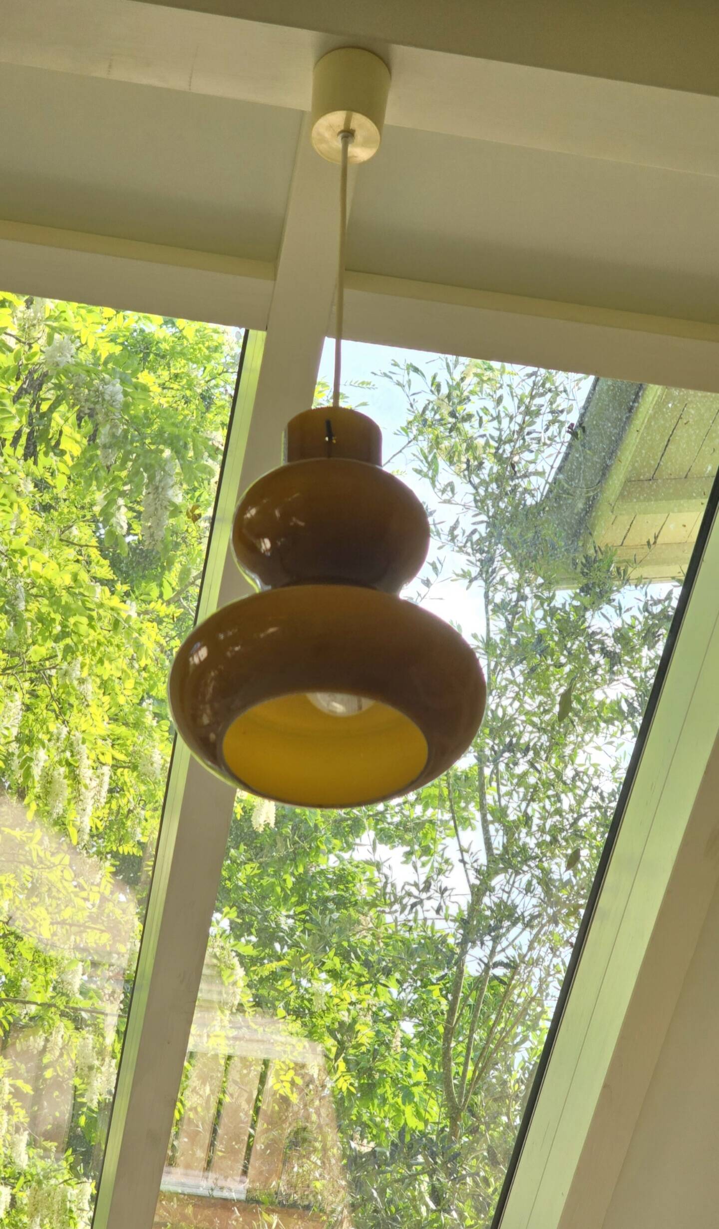 Brown suspension by Massimo Vignelli for Gino Vistosi, Murano.