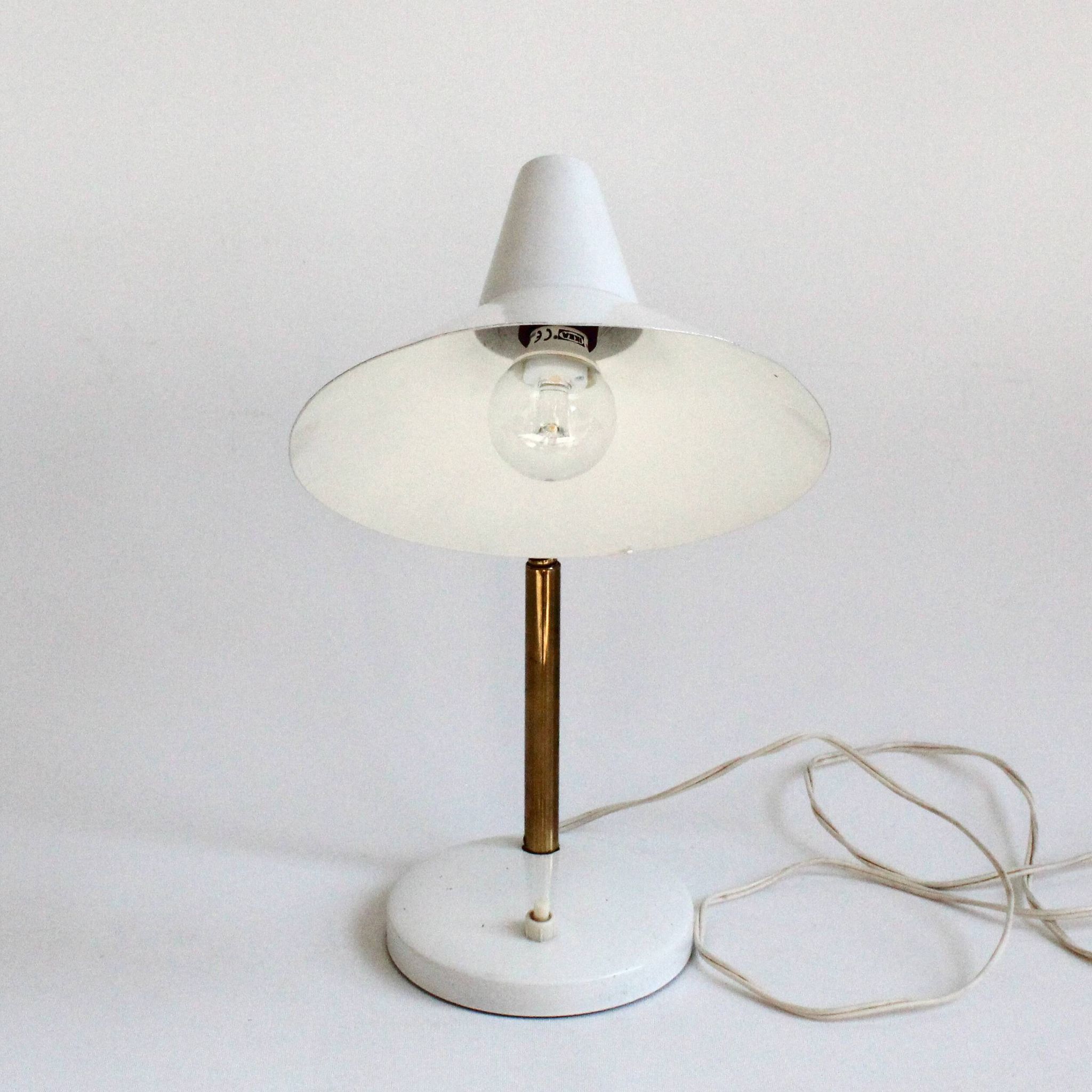 Vintage metal lacquered table/desk lamp
