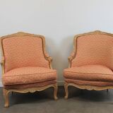 Paire de fauteuils bergère de style Louis XV
