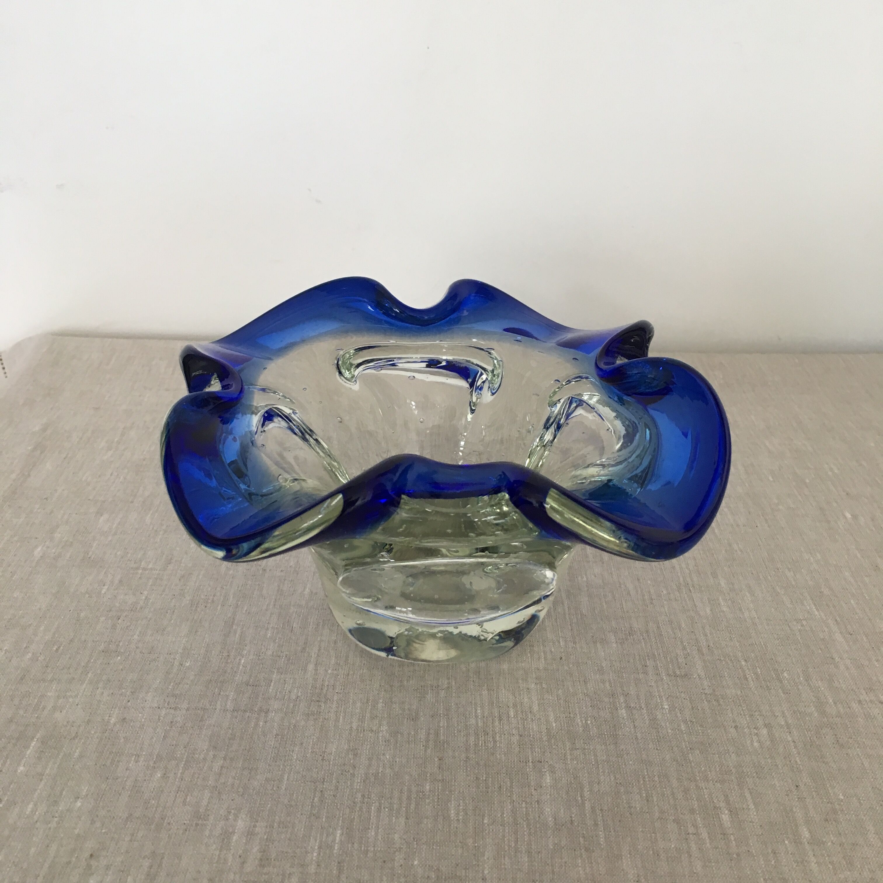 Ashtray vintage glove