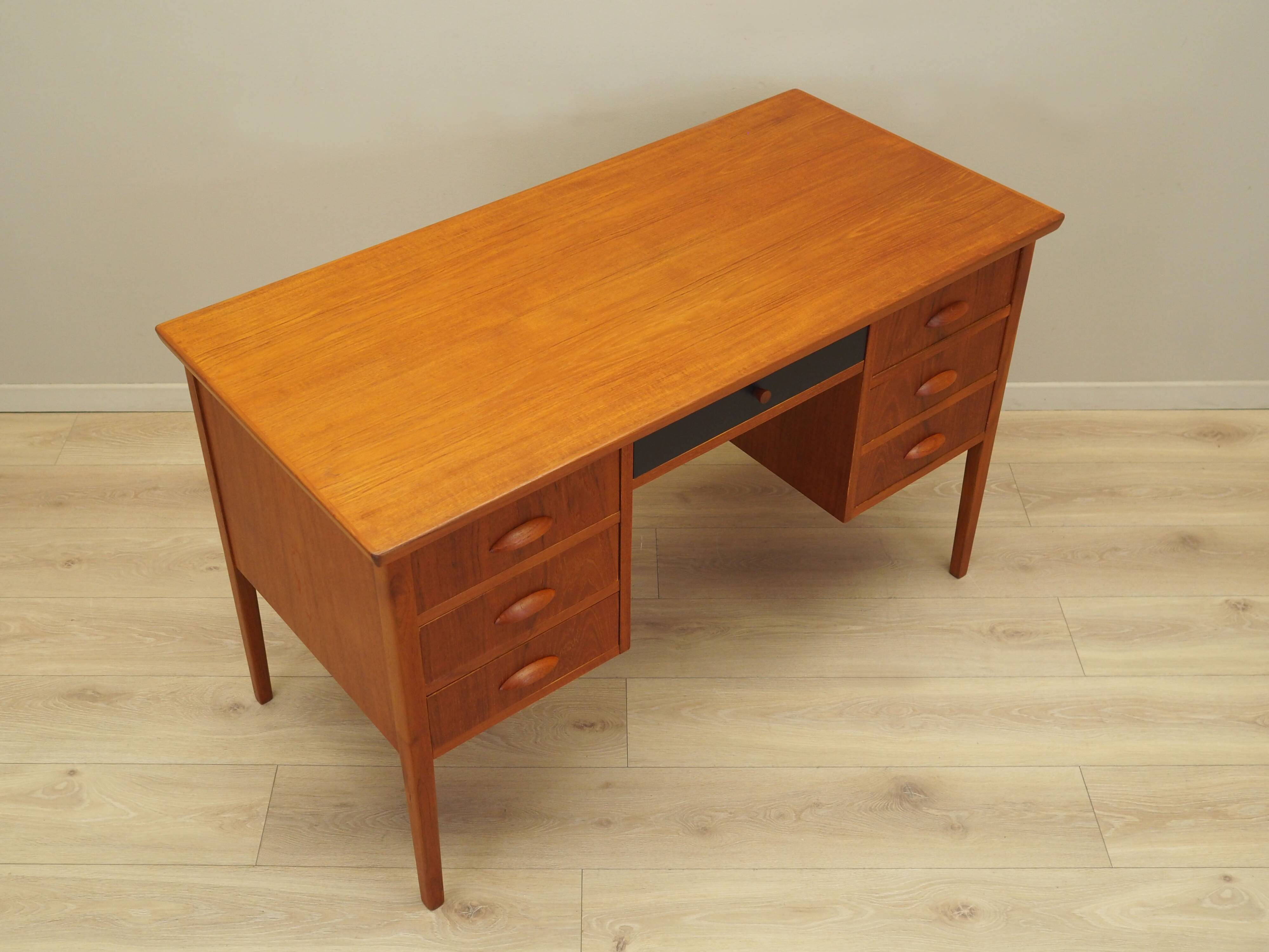 Teak desk, Danish design, 1970s, production: Denmark