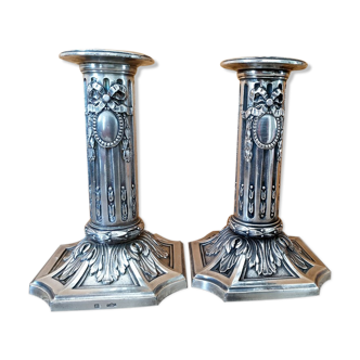 Paire de bougeoirs en métal argenté de style Louis XVI Orfèvre Victor Saglier 1809-1894