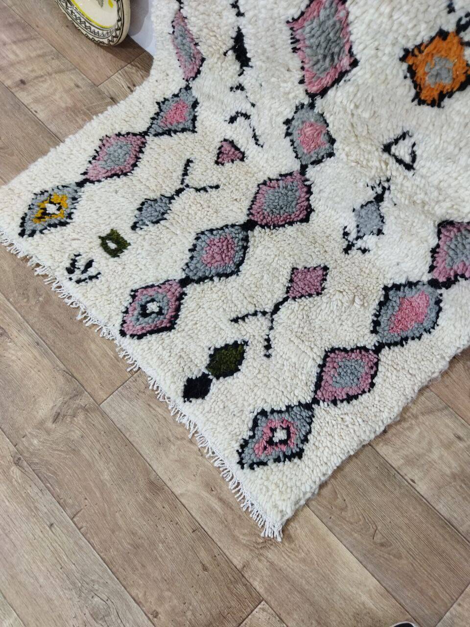 Handmade Moroccan Berber rug 152 X 93 CM