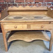 Meuble de toilette ancien en bois brut