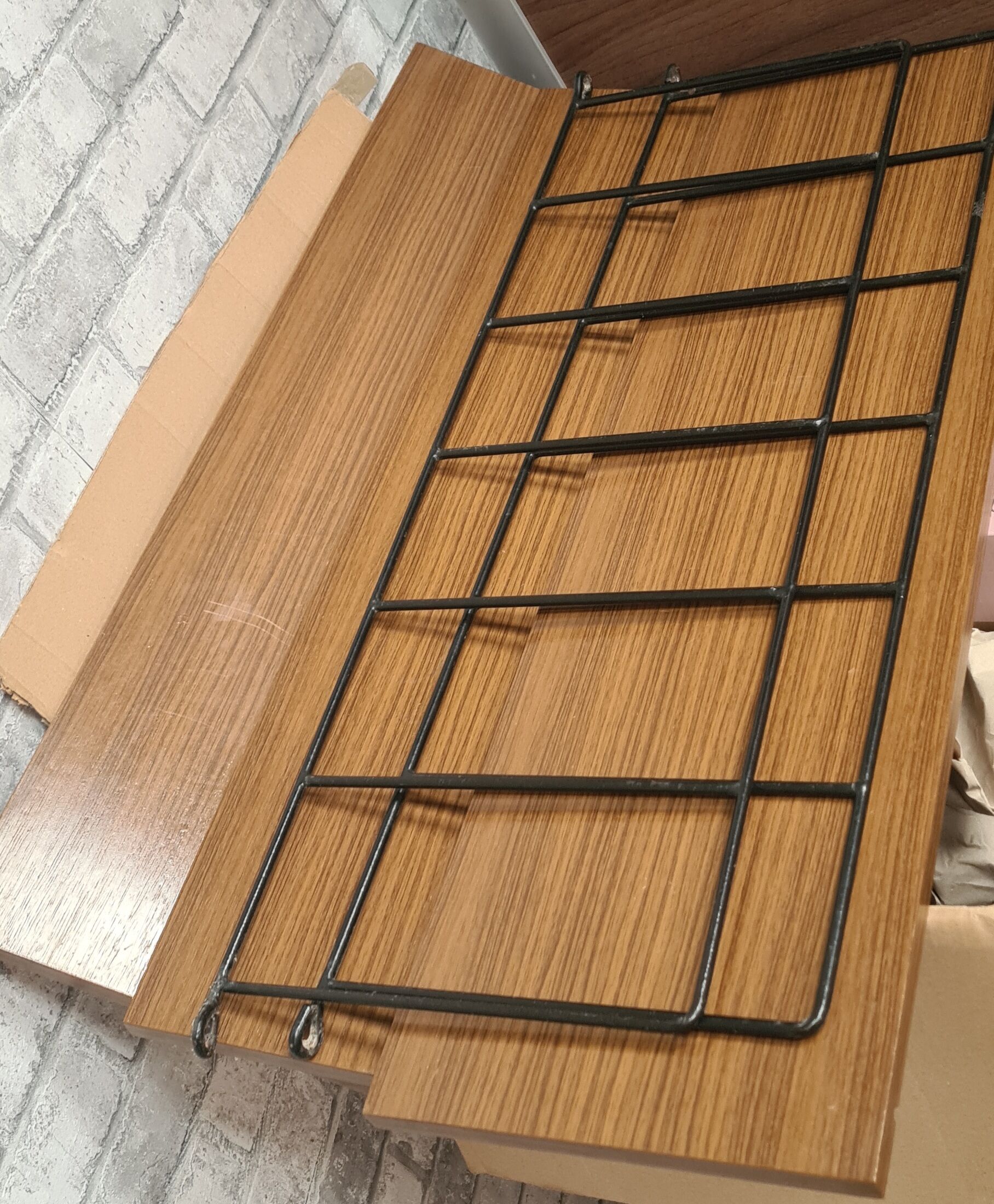 Etagère  scandinave 1960 a 70  tablettes formica brun tres bonne etat
