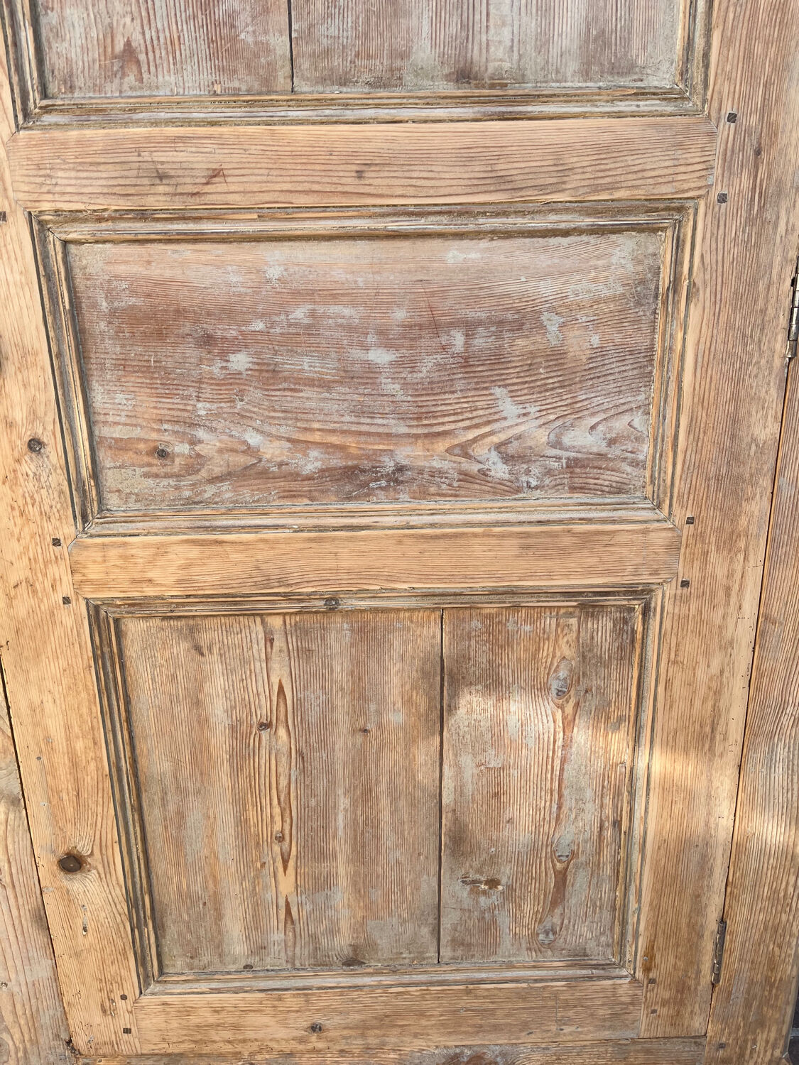 Parisian wardrobe/hosiery