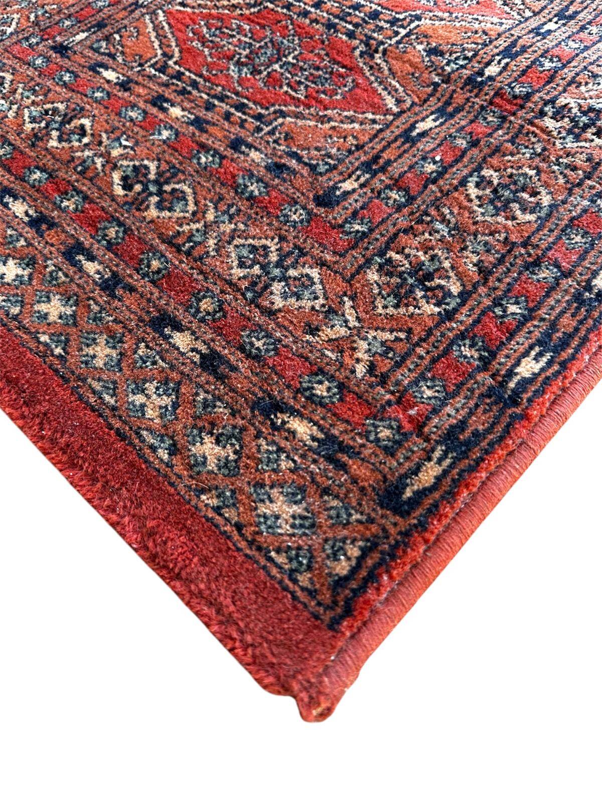 Oriental rug 120cm x 60cm