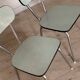 Chaises et tabouret Formica vert amande
