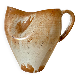 Sandstone pitcher, handicrafts