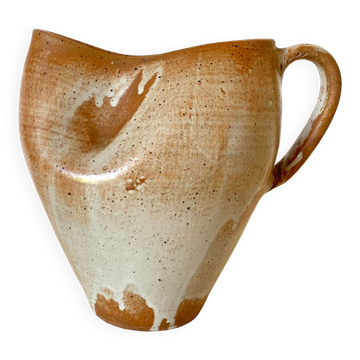 Stoneware jug, craftsmanship