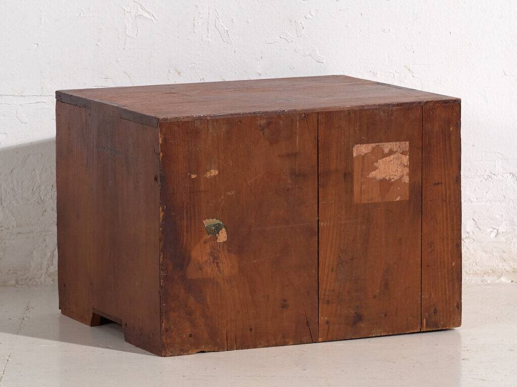 Ancient kodansu in Japanese cedar with compartments and lower drawer, early Taishō-Showa (circa 1915-1945) #24