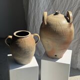 Very large beige jar with 2 handles H49