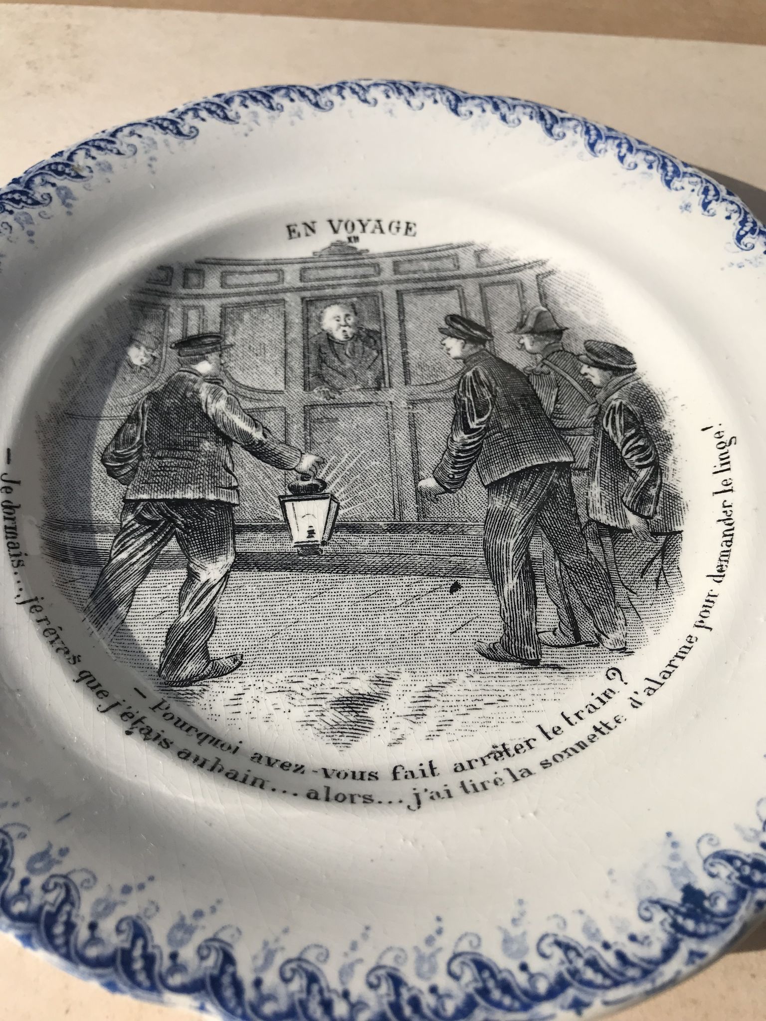 Talking plate "En voyage" n•XII - faience factory Choisy le roi