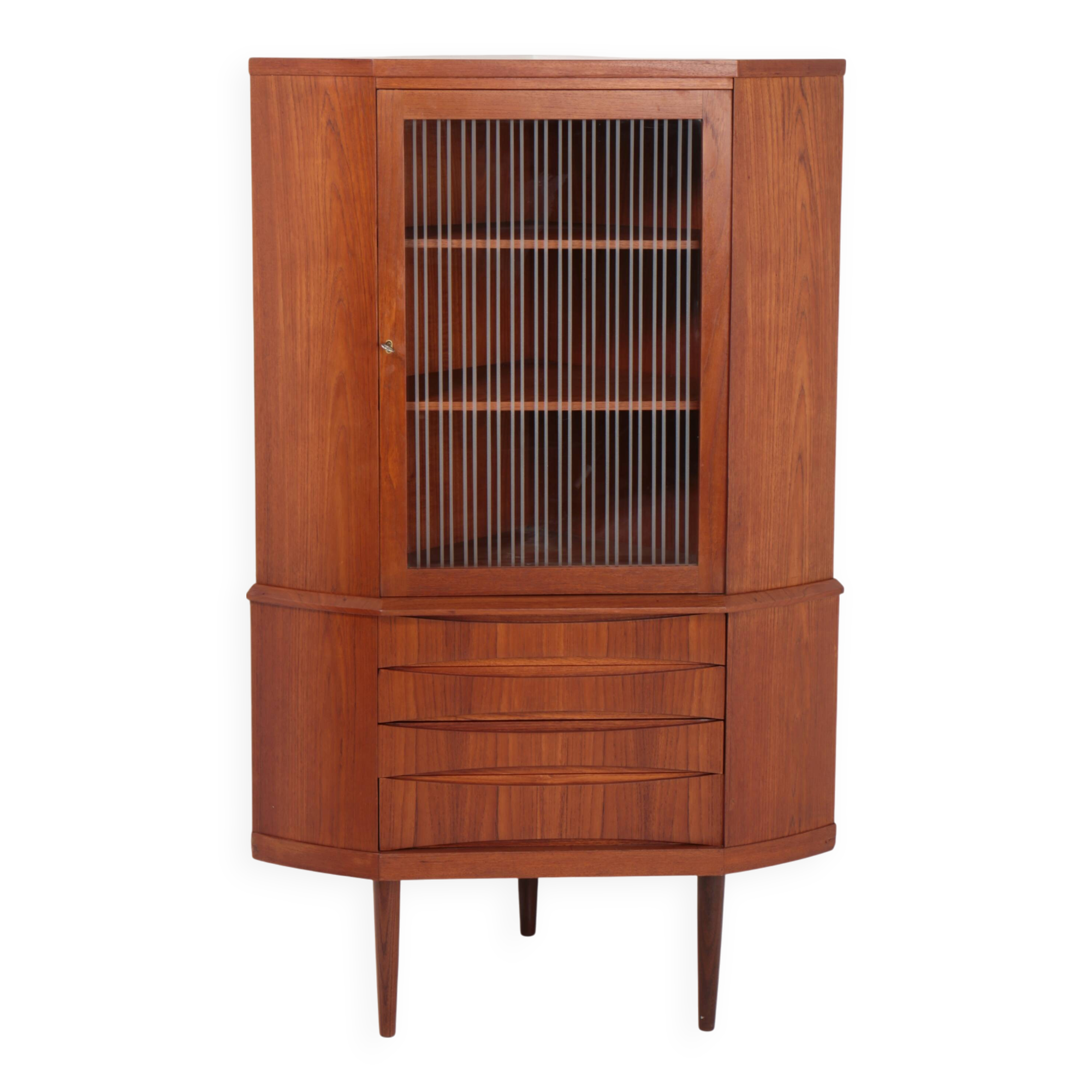 Danish teak corner cabinet - Midtjydsk Mobelfabrik