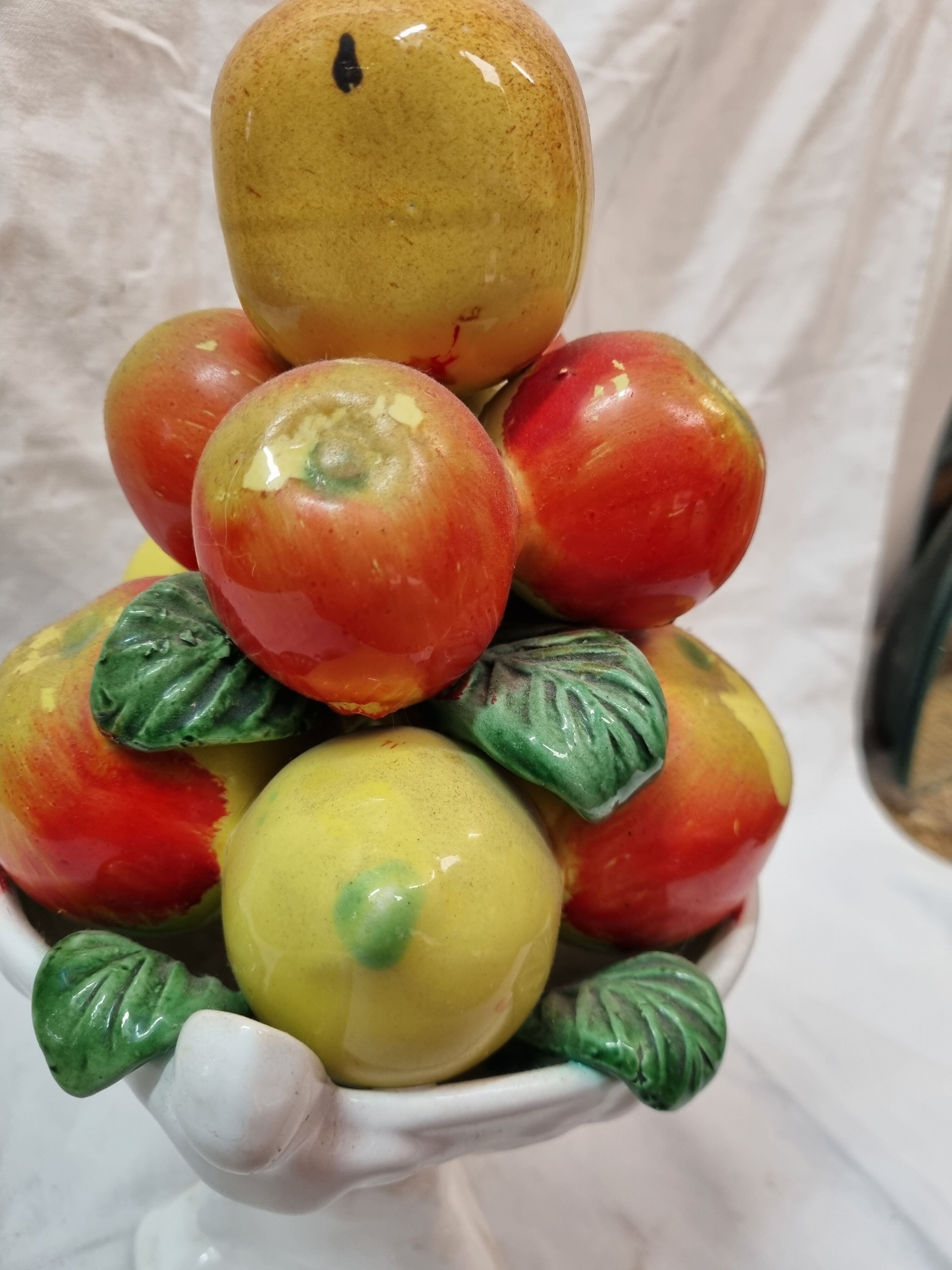 Fruit cut slurry centerpiece