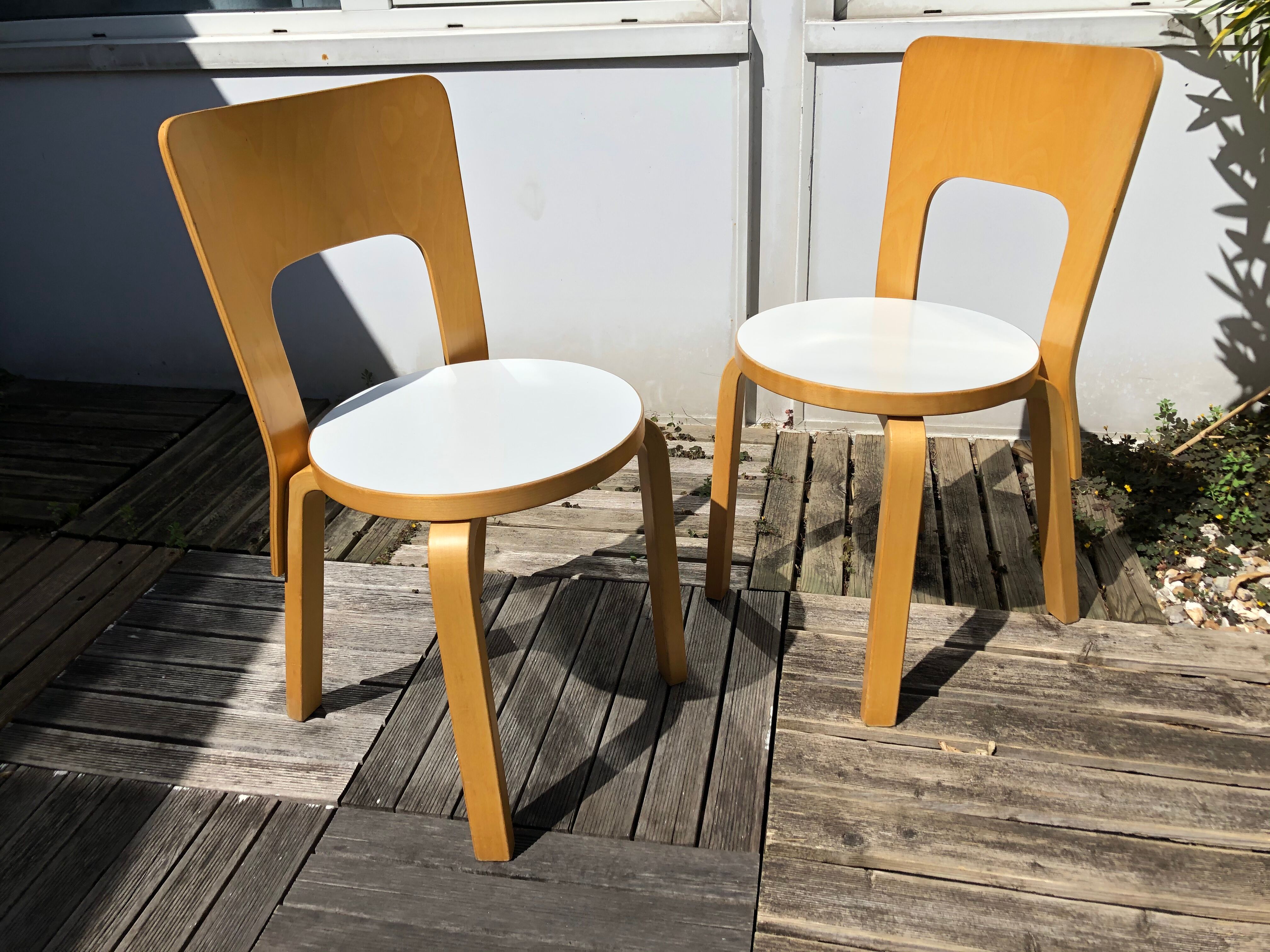 Pair of chair 66 design Alvar Aalto artek edition melaminé white