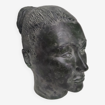 Sculpture visage femme en plâtre