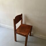 Chaise en bois d'orme et cuir camel Maison Regain, design France