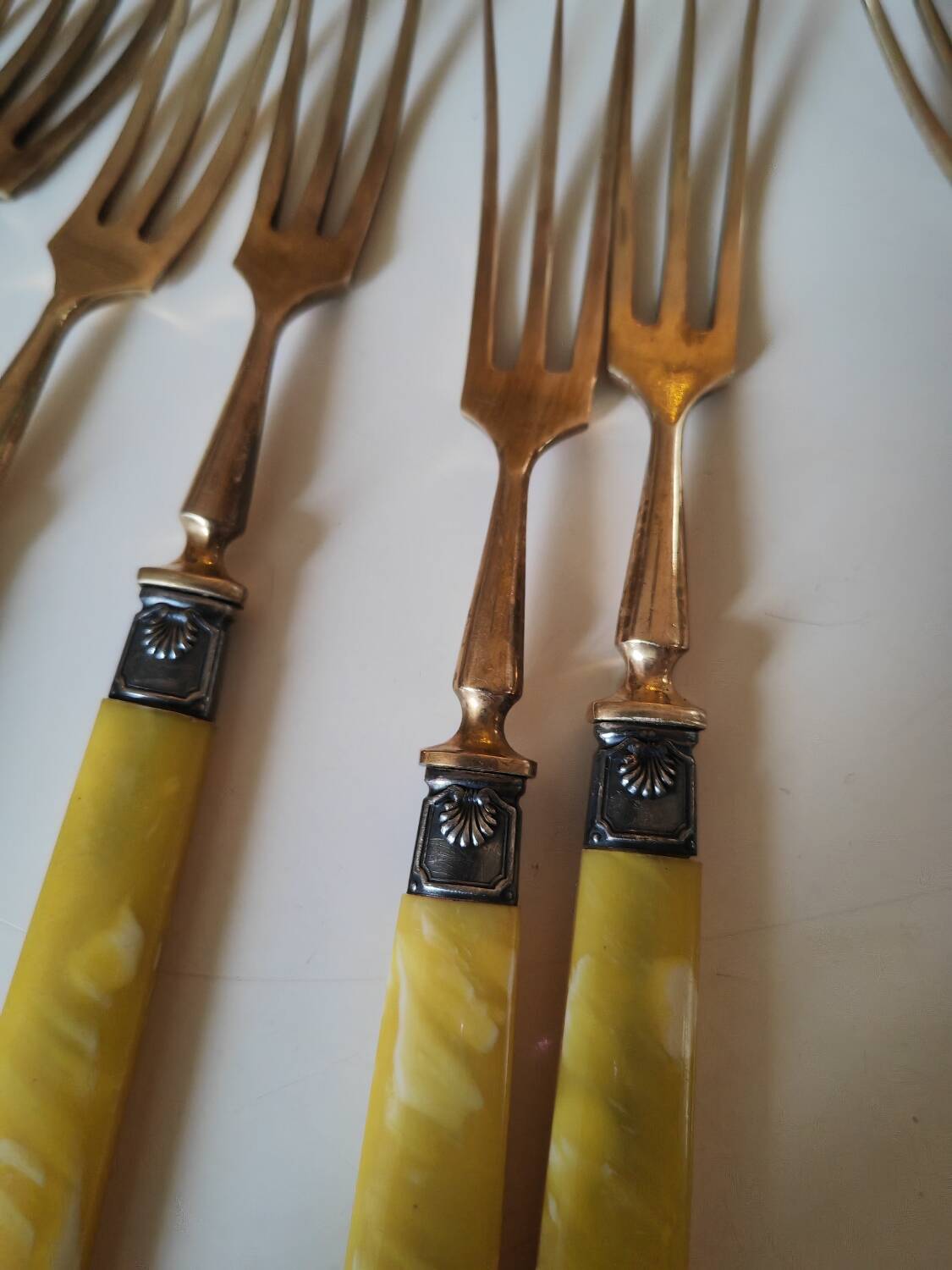 Old bakelite cutlery