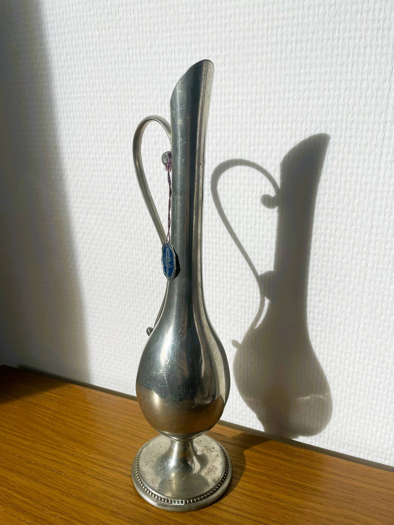 Ewer / vase in pewter from Paris